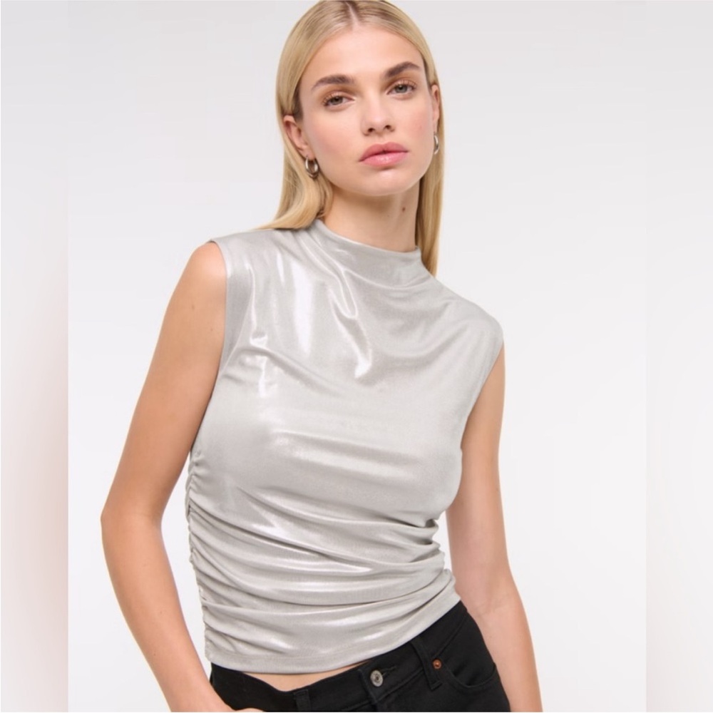 Abercrombie & Fitch Liquid Shine Paloma Top